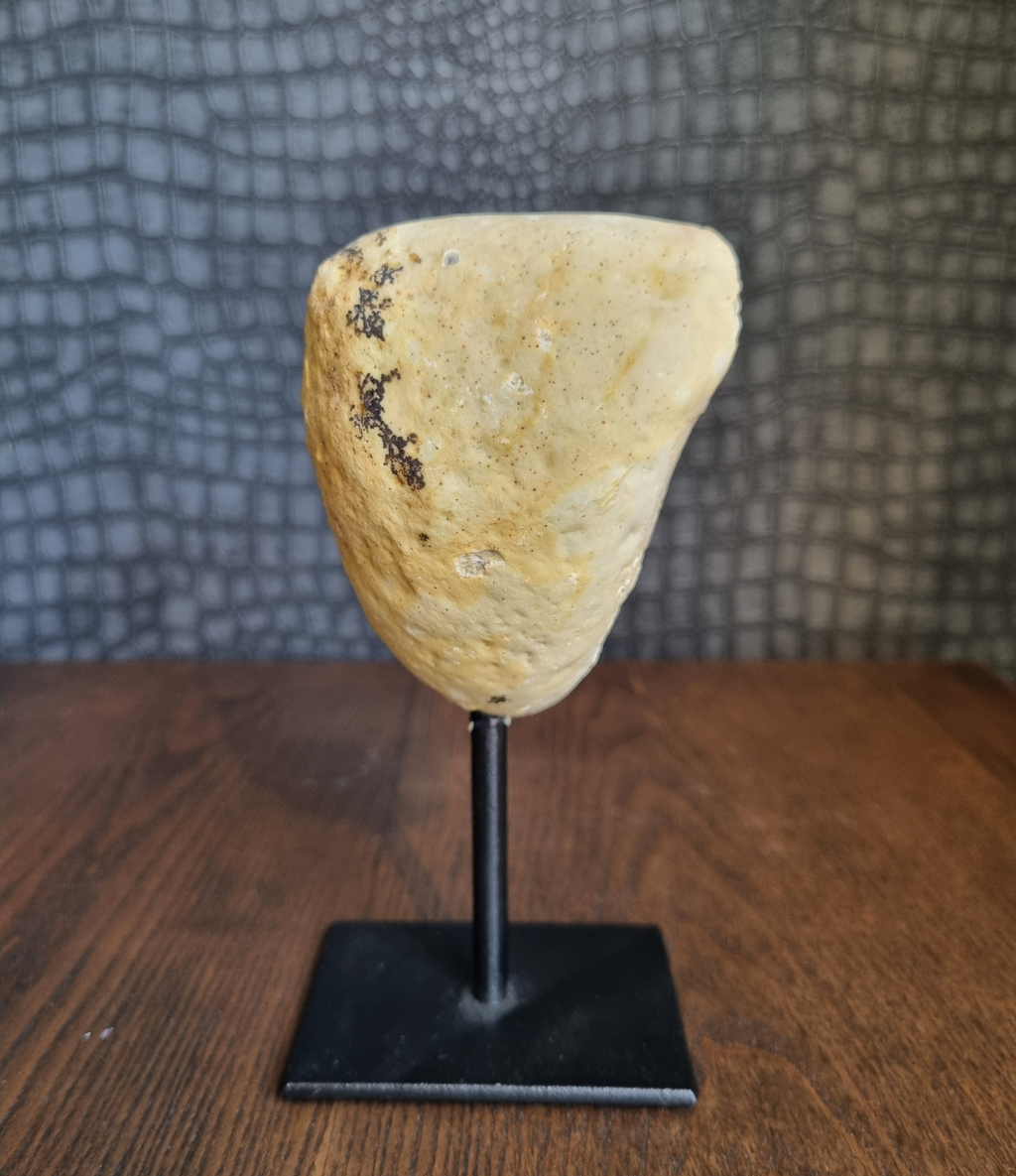 Agaat geode op standaard