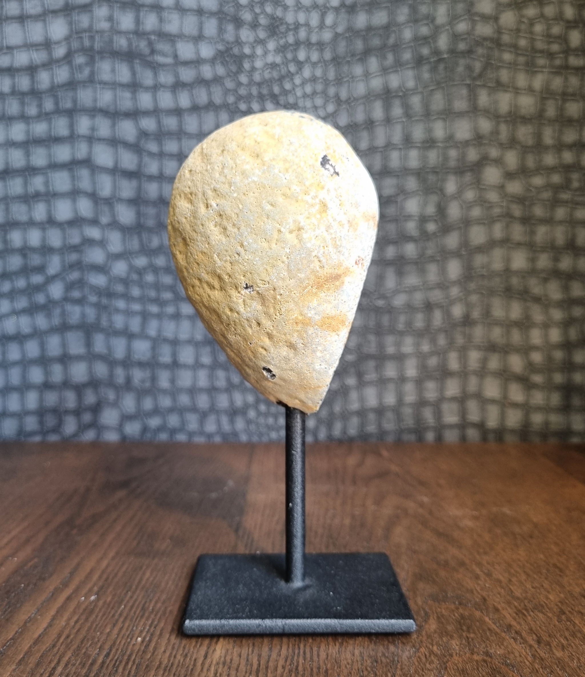 Agaat geode op standaard