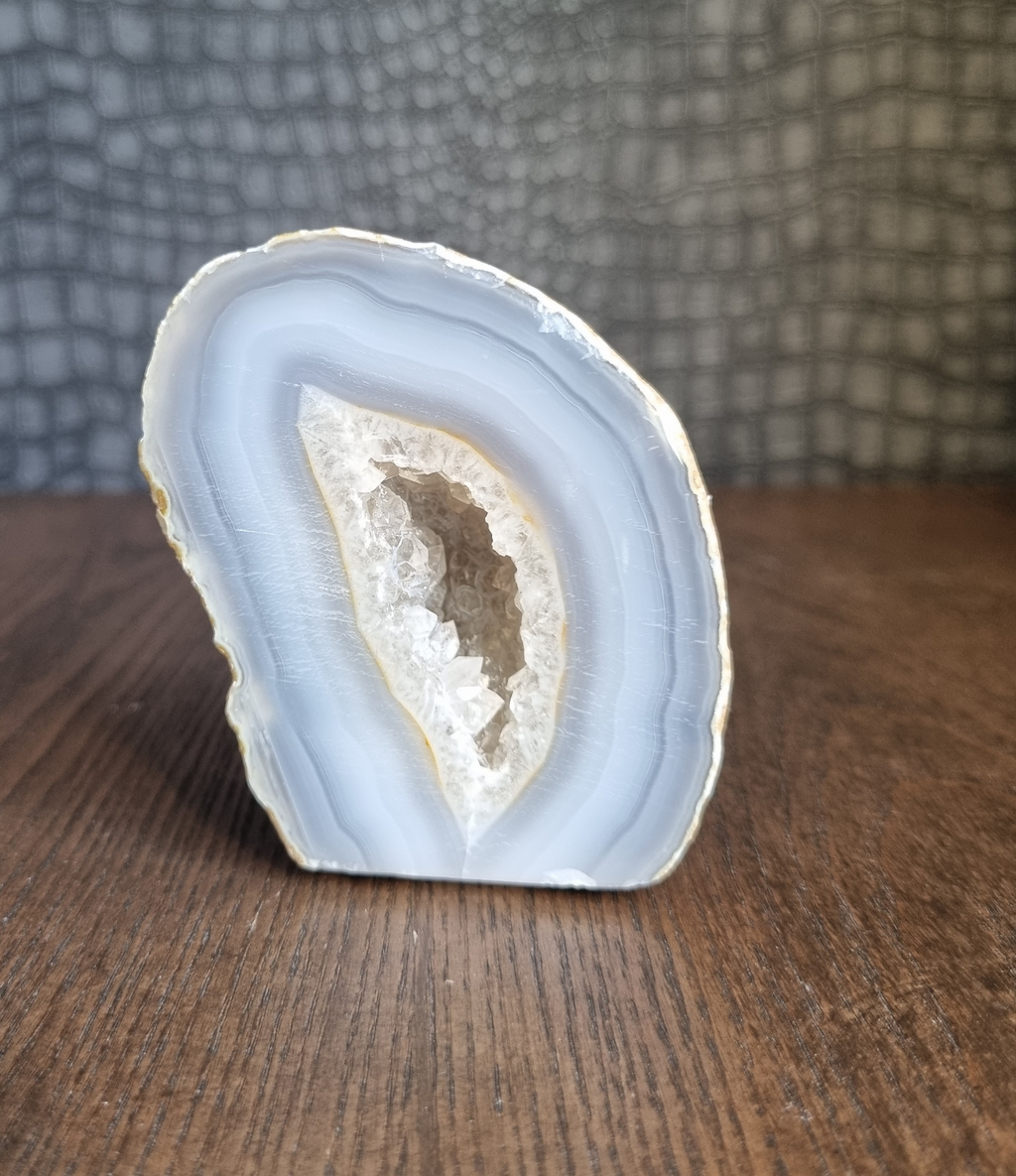 Agaat geode op standvlak