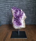 Amethist op standaard