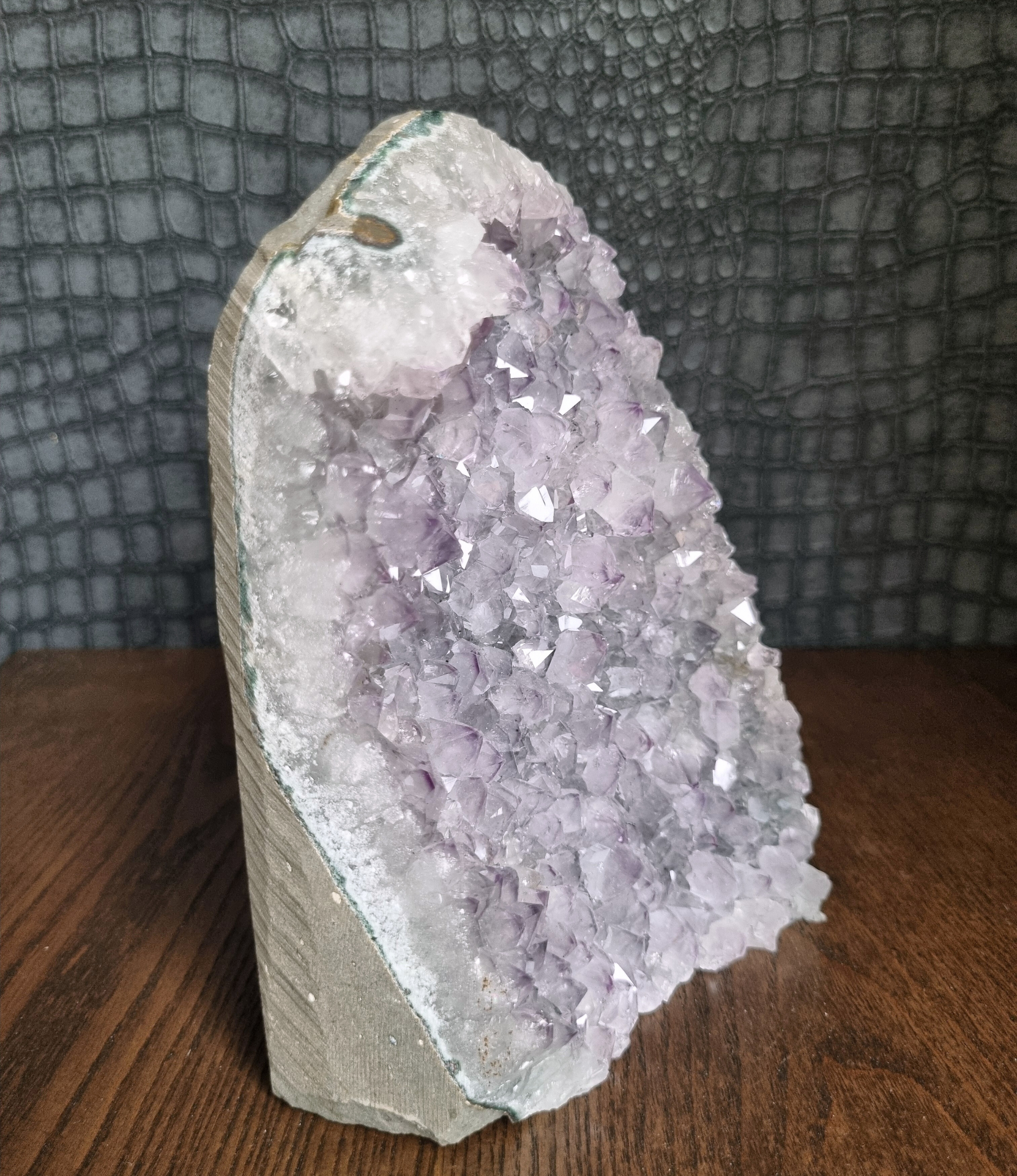 Amethist op standvlak