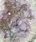 Amethist op standaard