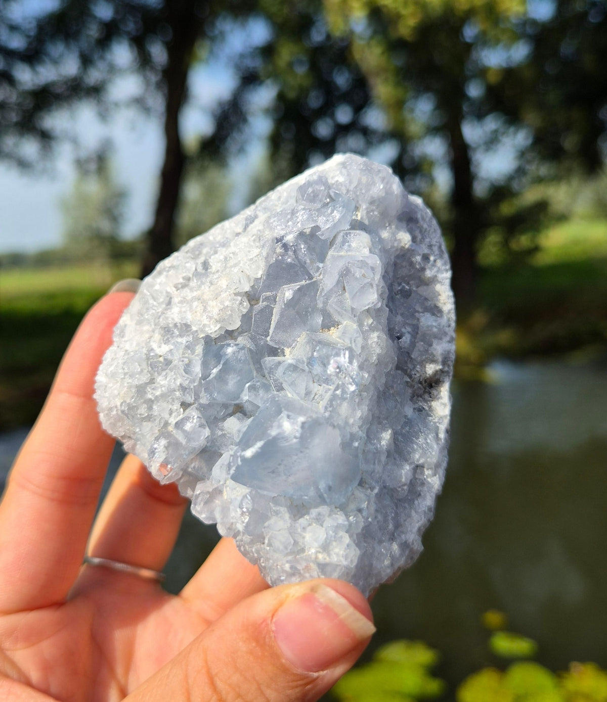 Celestite egg
