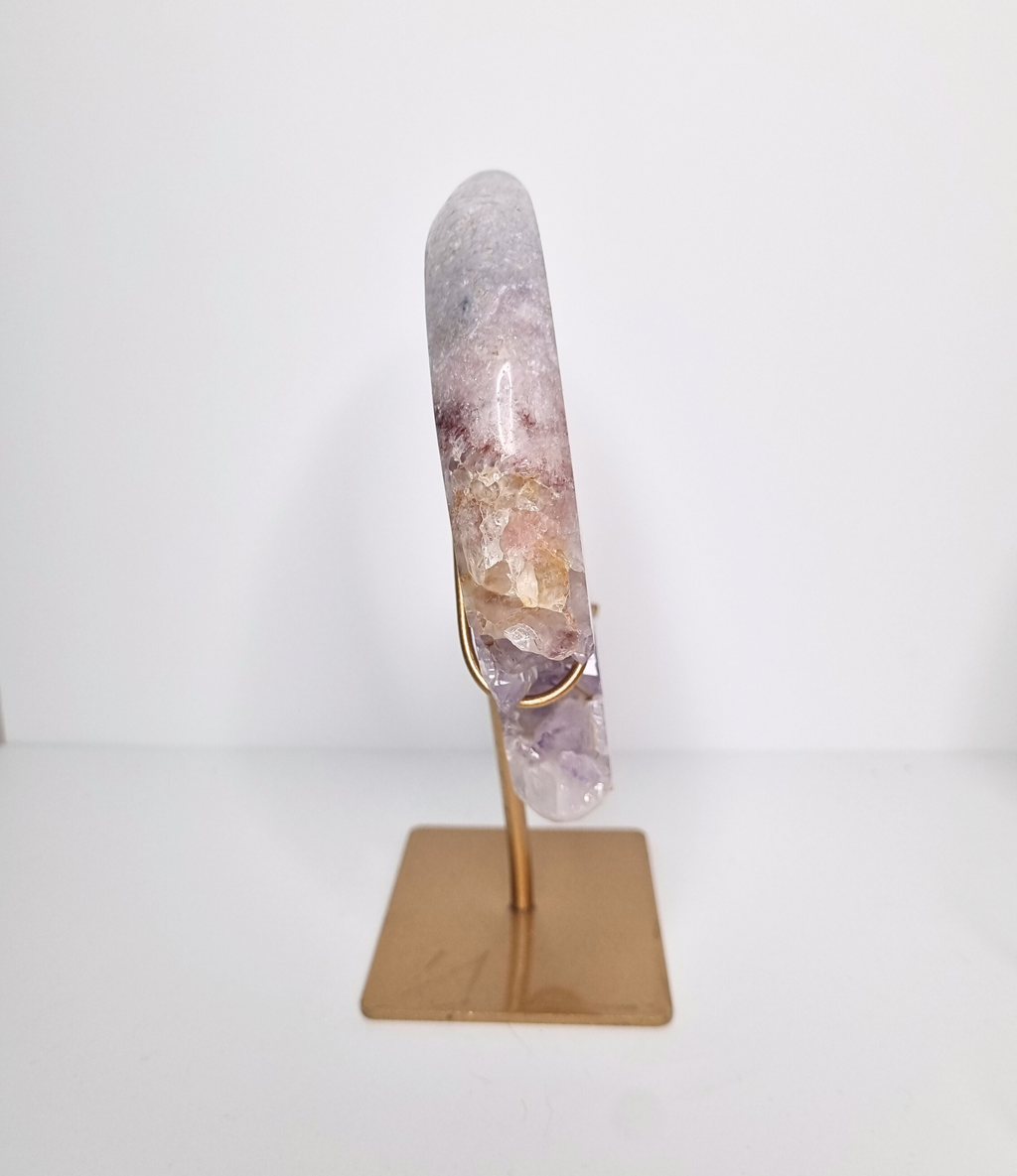 Roze amethist maan op standaard