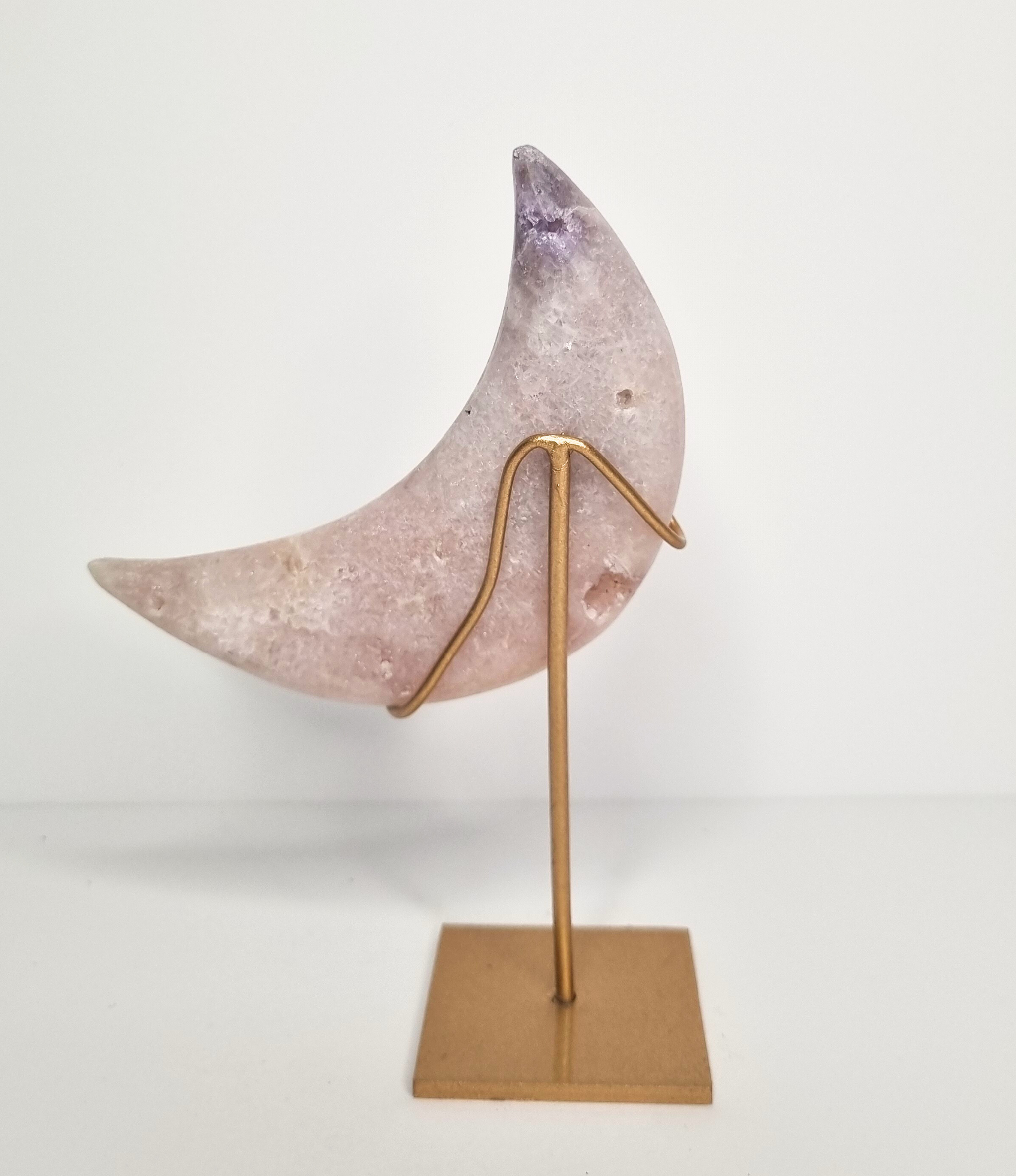 Roze amethist maan op standaard