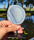 Agate papillon sur socle