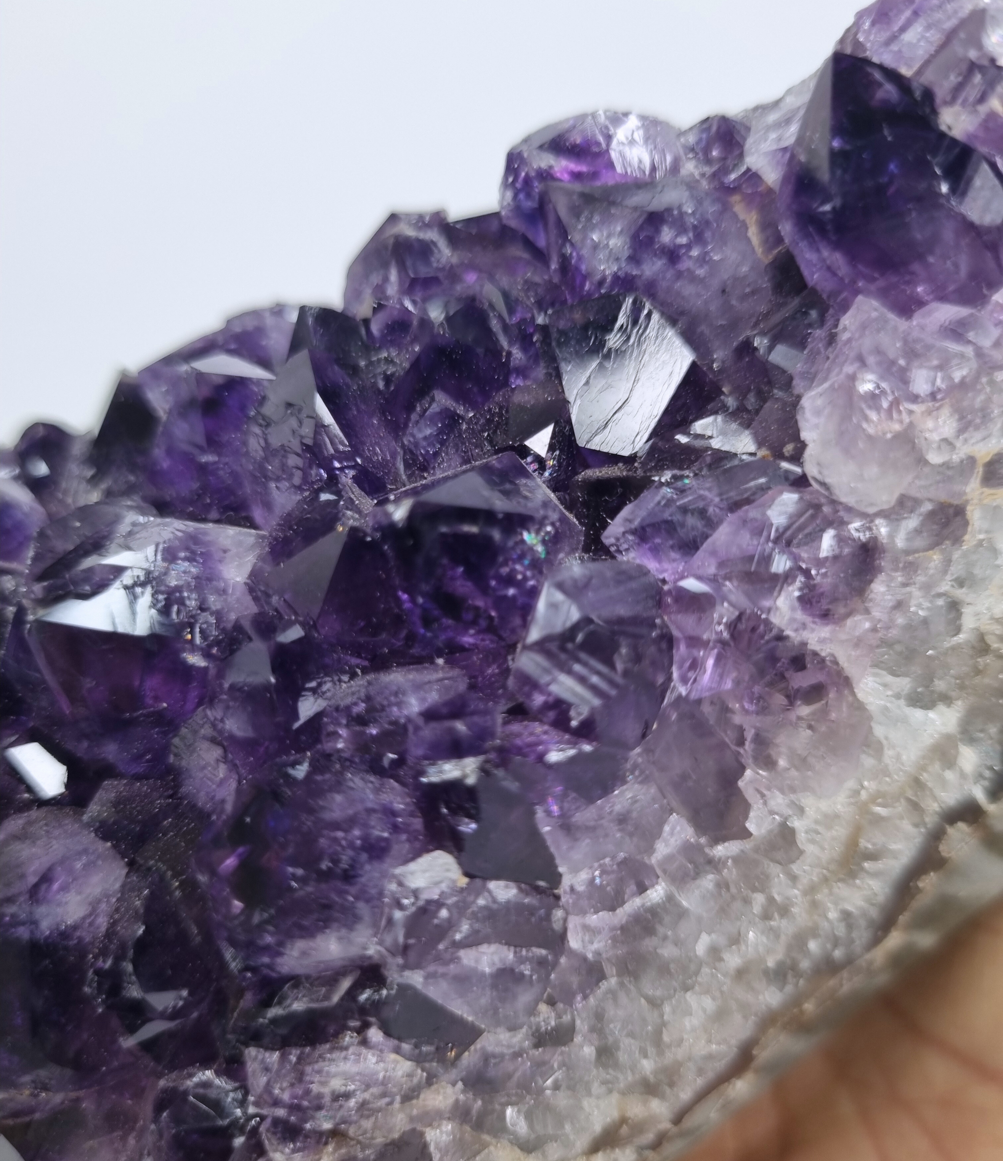 Amethist op standvlak freeform