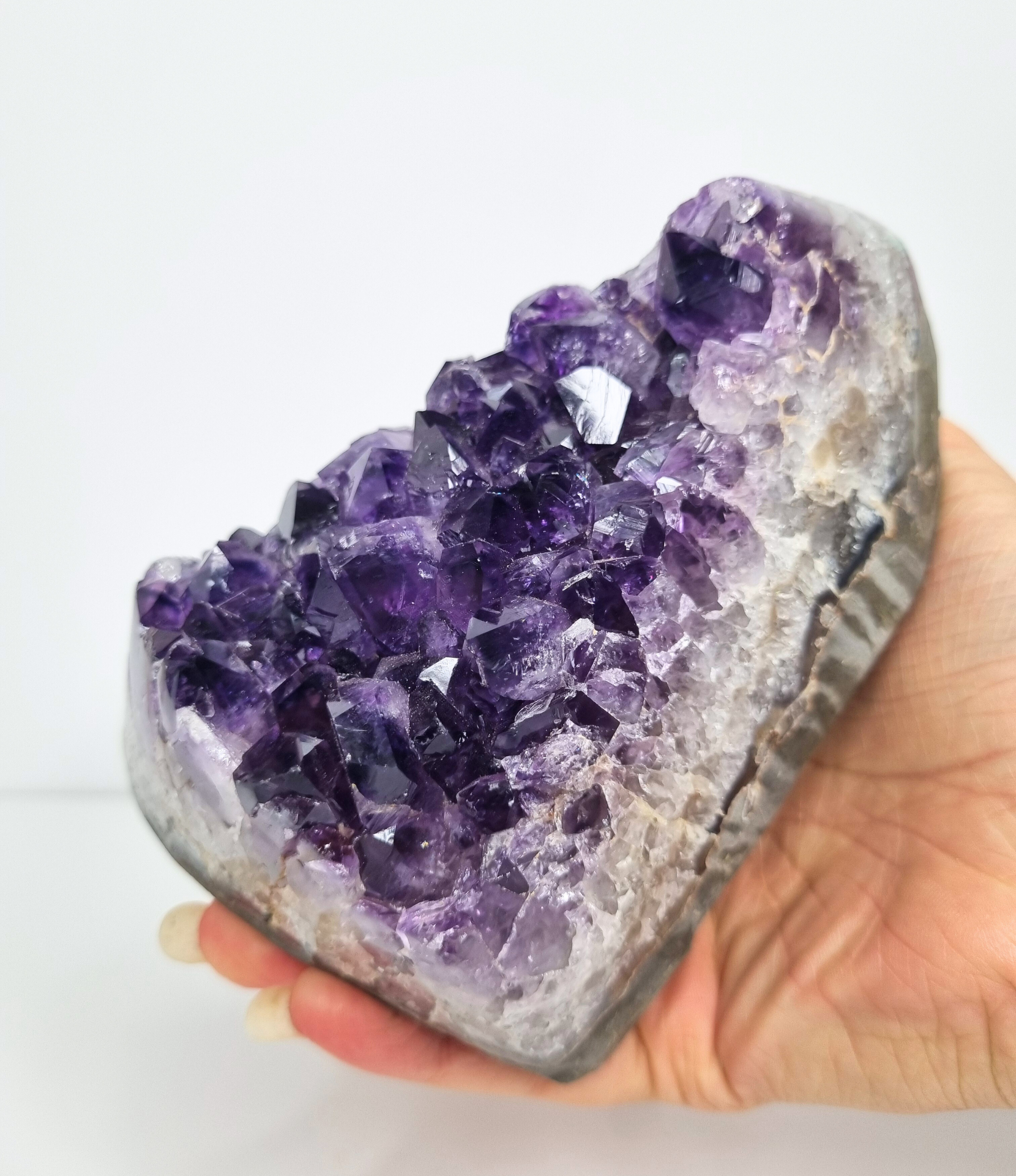 Amethist op standvlak freeform
