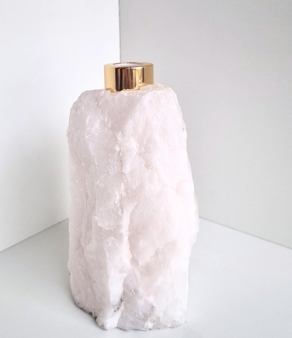 Rock crystal diffuser