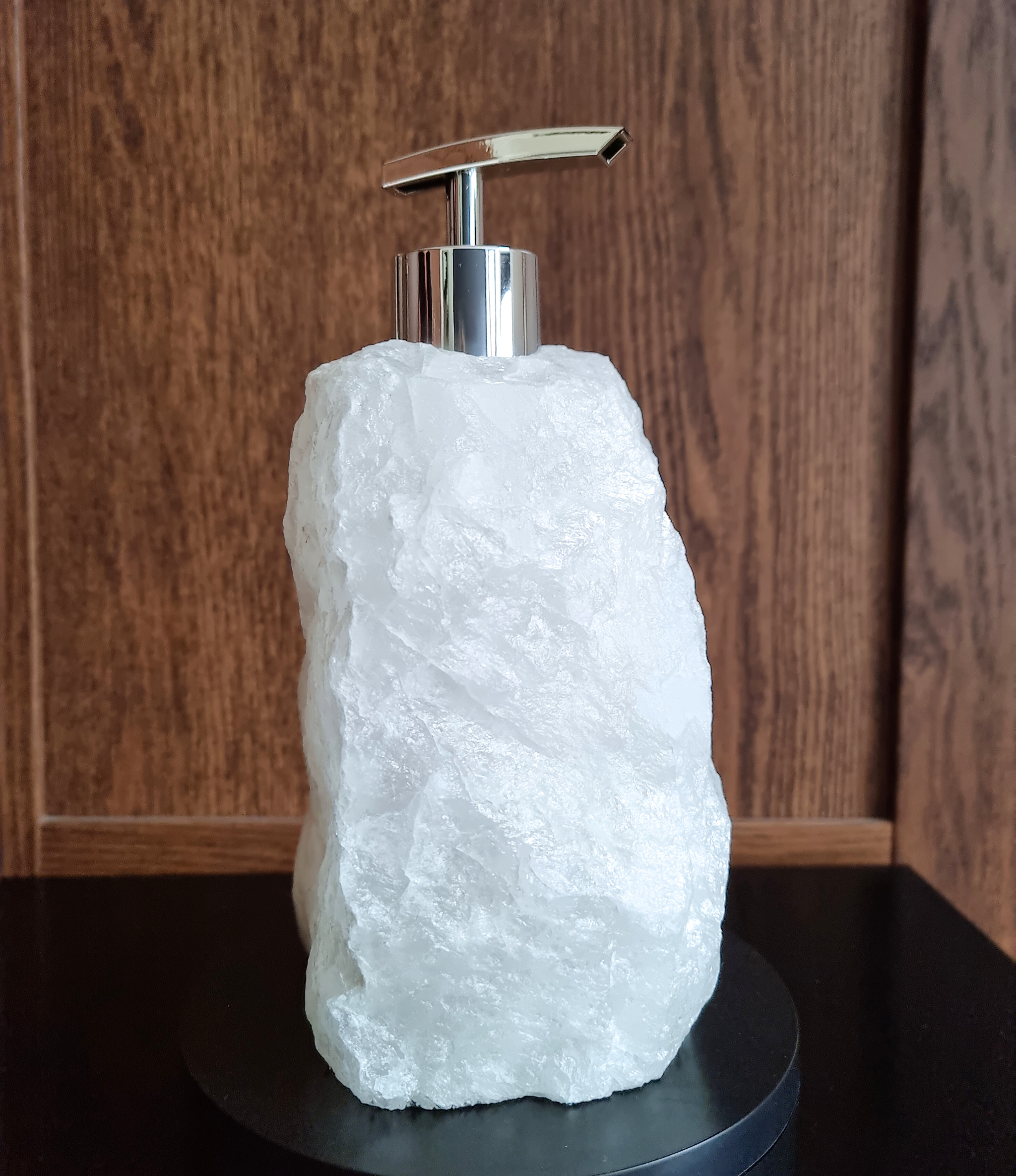 Bergkristal zeepdispenser