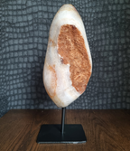 Gebrande amethist op standaard