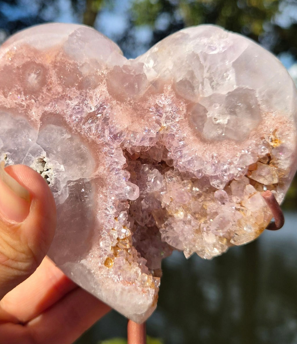 Pink amethyst heart stand
