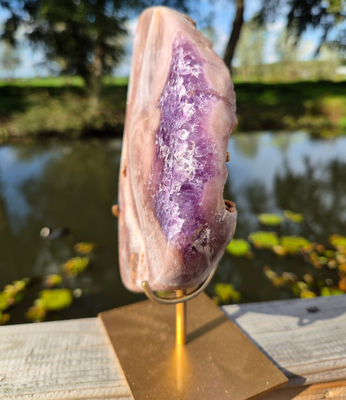 Rosa Amethyst Herz Ständer