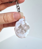 Agaat geode met angel aura coating sleutelhanger