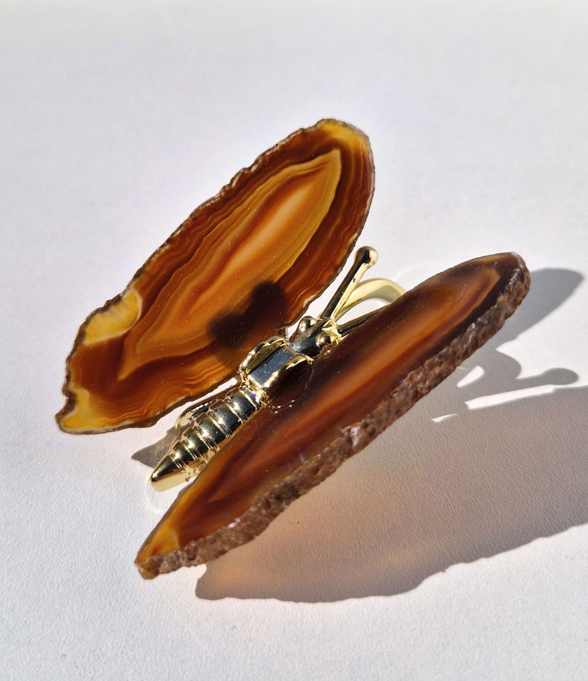Agate on stand