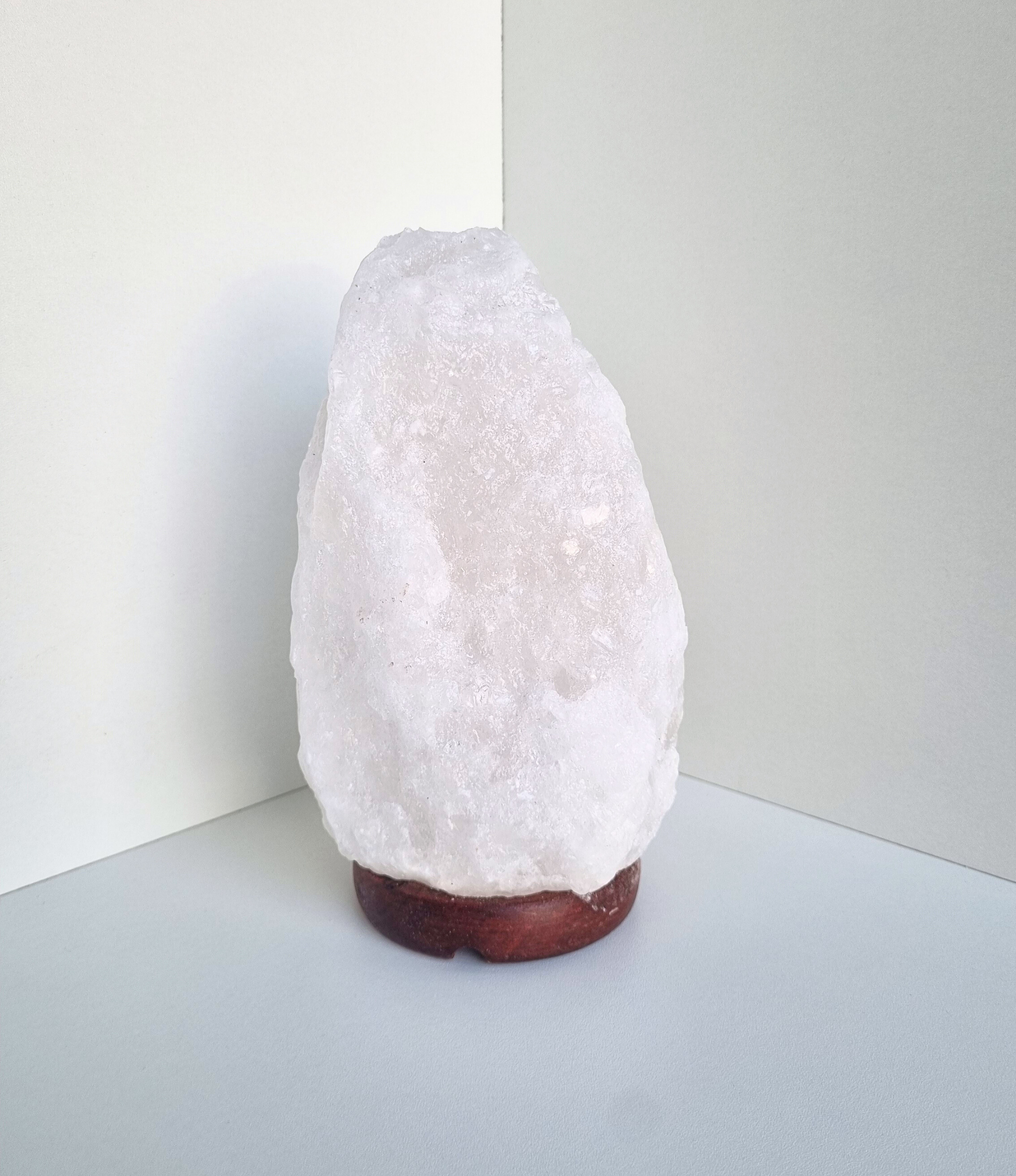 Witte Himalaya zoutlamp