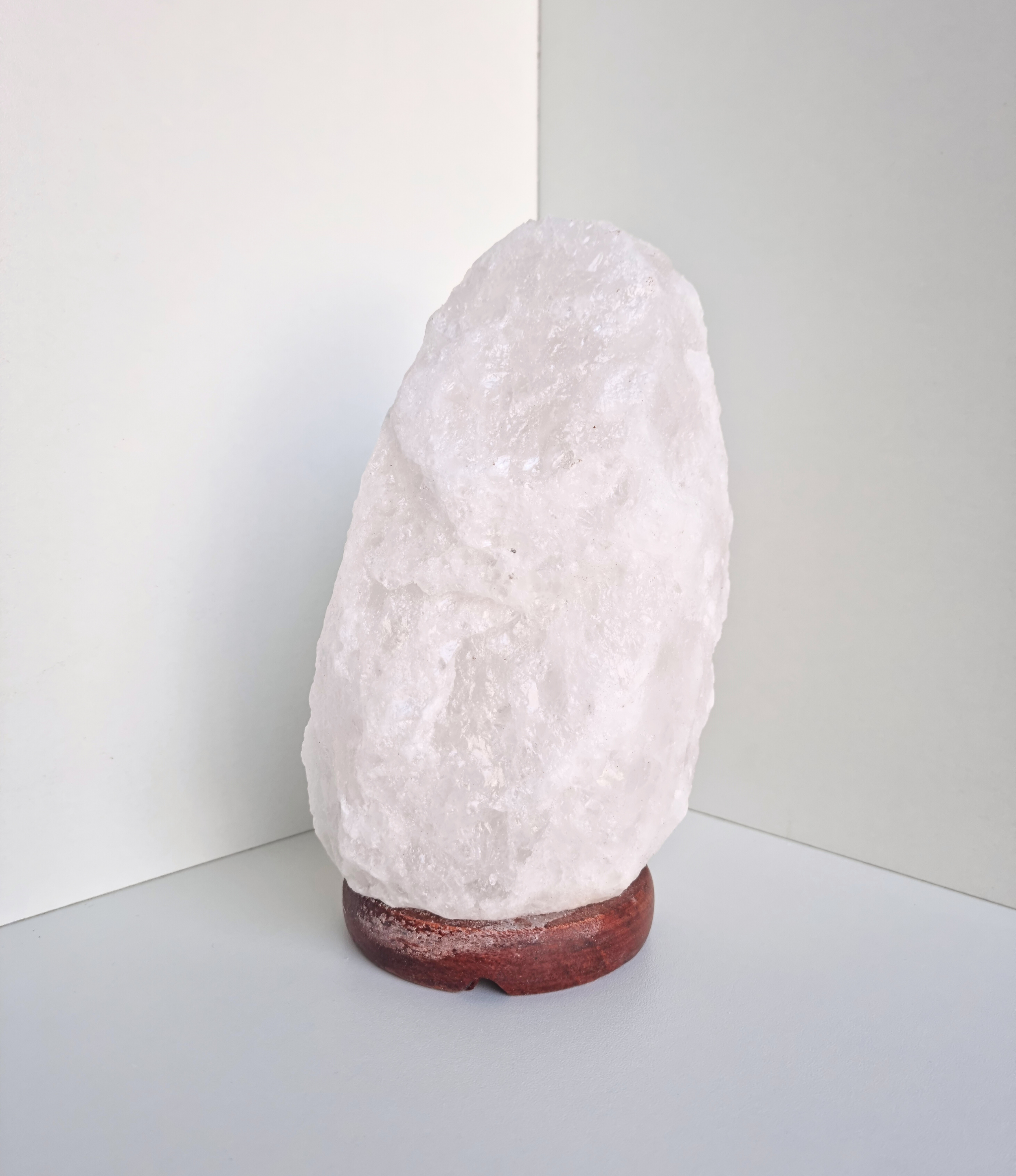 Witte Himalaya zoutlamp