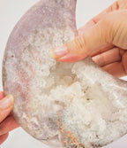 Roze amethist maan op standaard