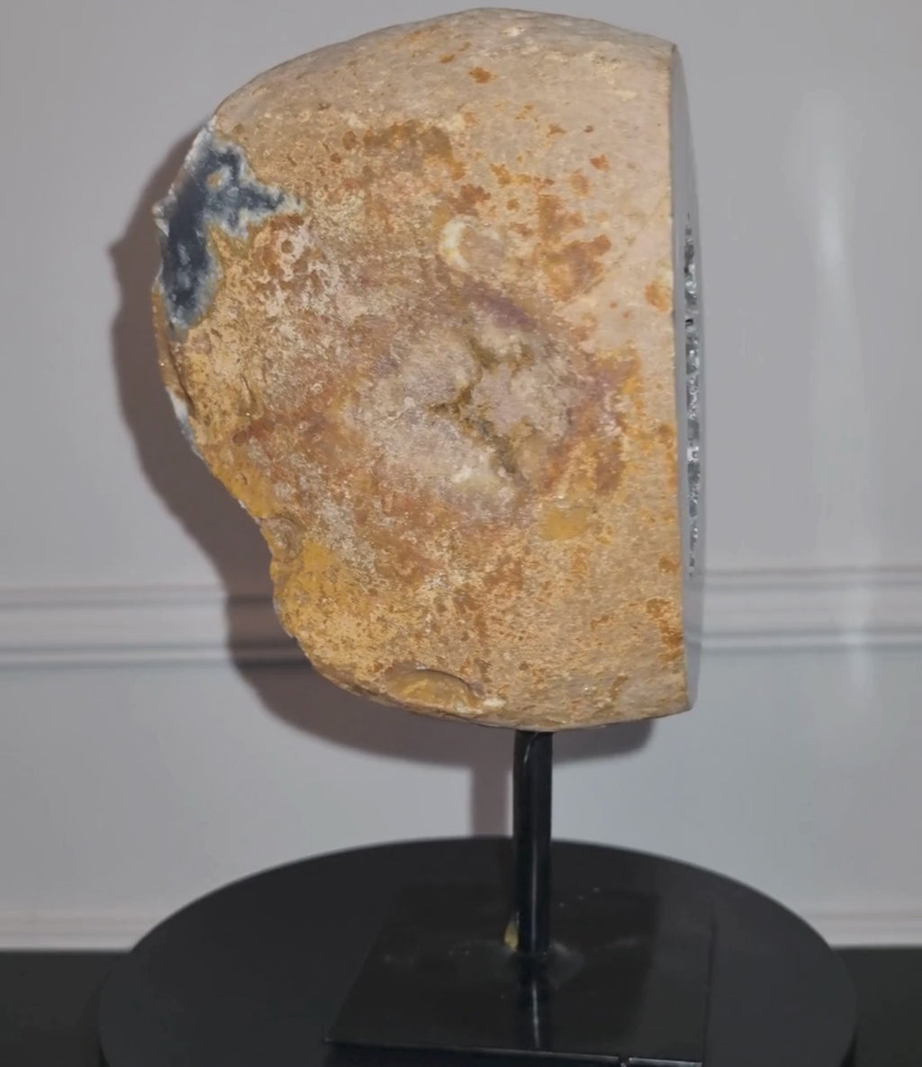 Agaat op standaard druzy