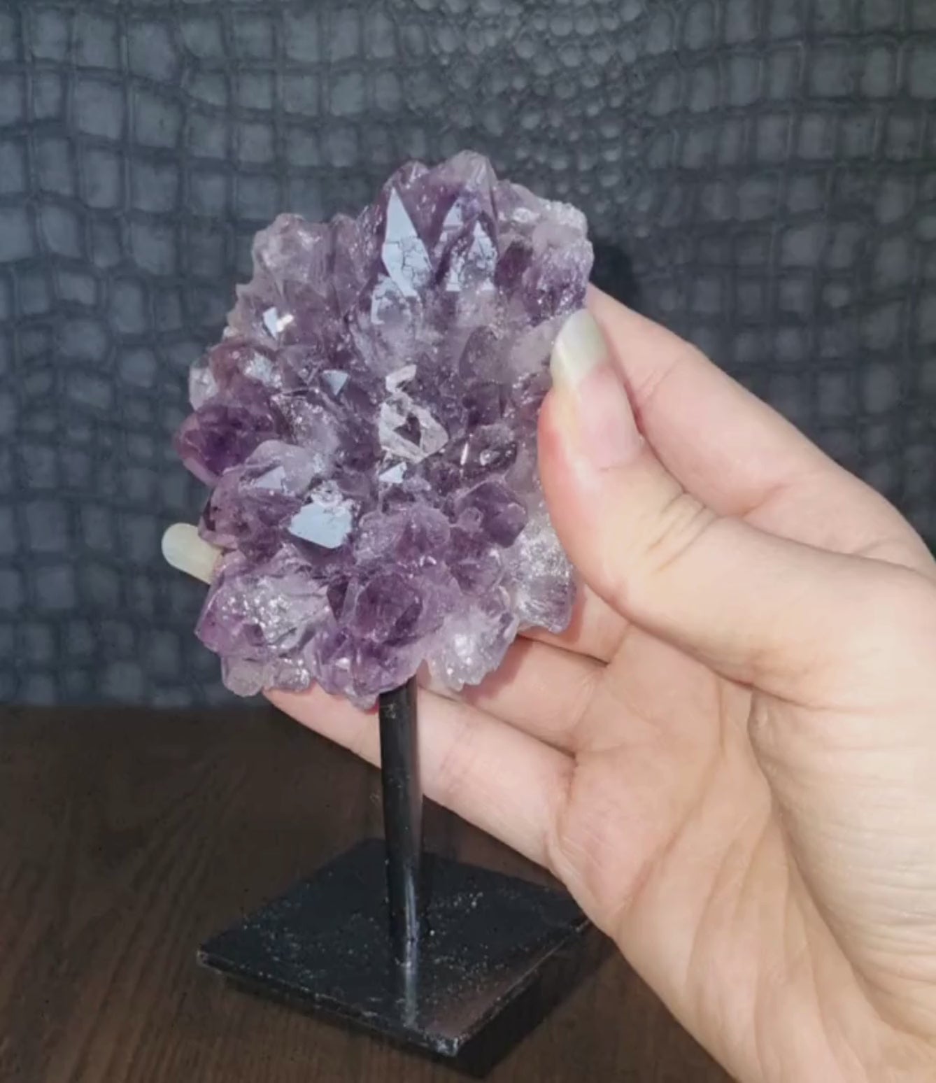 Amethist op standaard