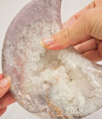 Roze amethist maan op standaard